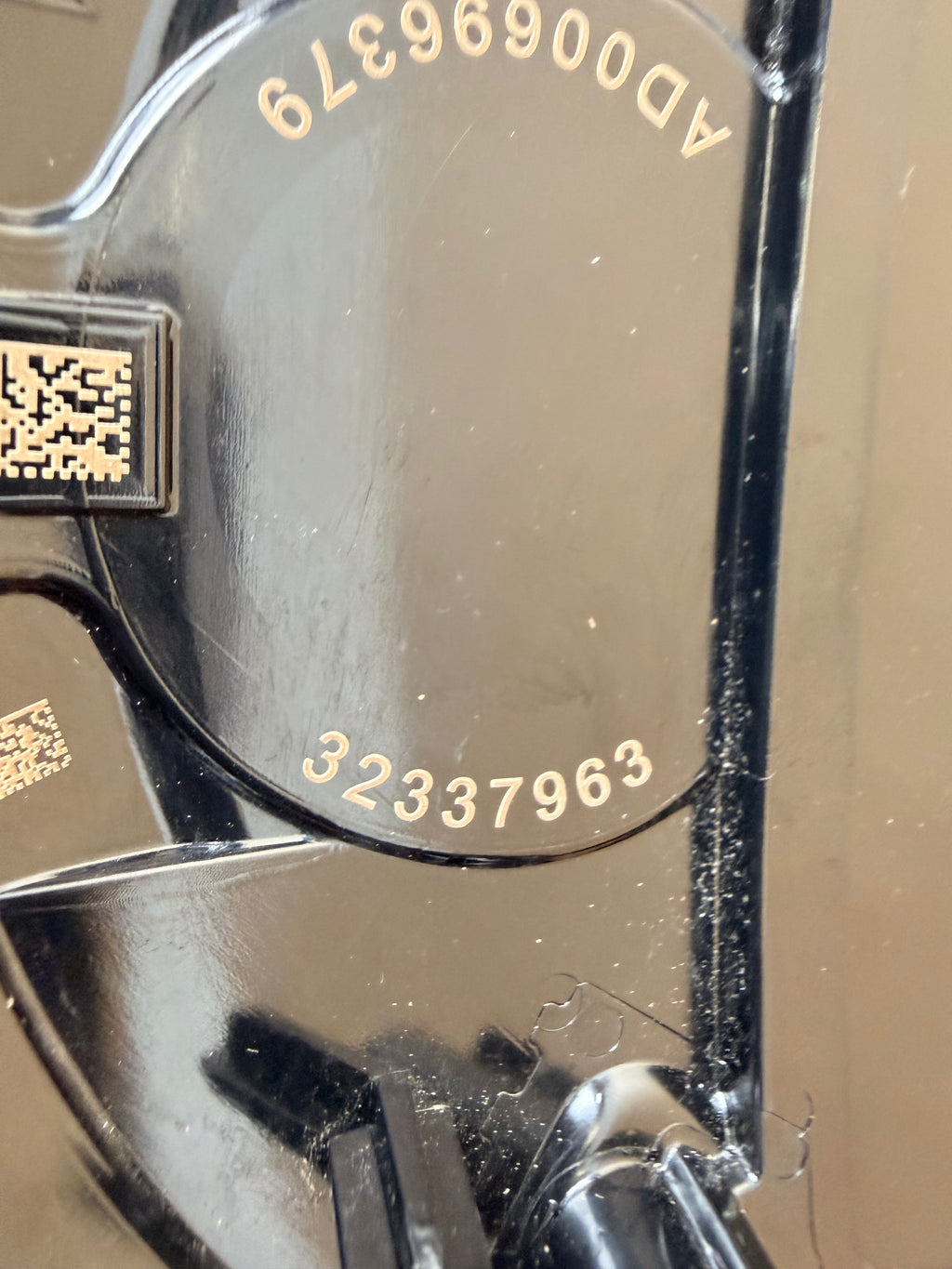 Genuine Volvo grille emblem (also known as a front badge) that fits various models XC40, C40 S60, V60, V90, XC60, and XC90, for model years 2016-2025 and onwards. 32337963